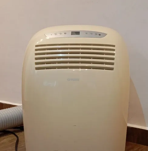 Ar condicionado portátil. 1200 btus.