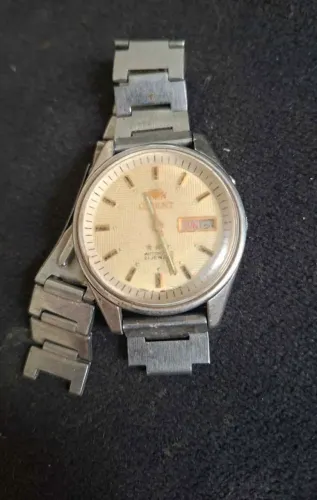 Orient 3 Estrelas Automático (21 Jewels) vintage Champanhe
