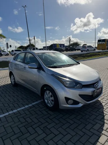 Hyundai HB20S C.style/c.plus1.6 Flex 16V Aut. 4P 2015