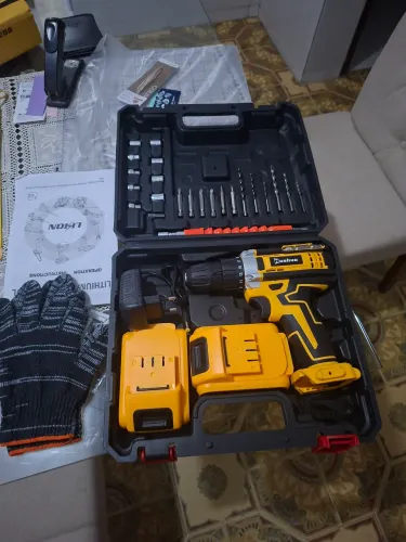 Parafusadeira e furadeira 26V kit completo