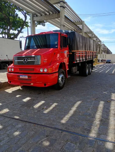 Caminhão trabalhando