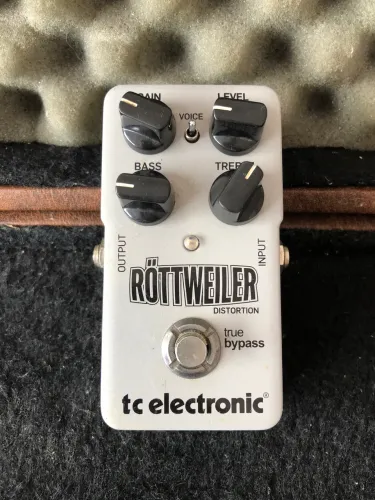 Pedal Rotweiller Distortion