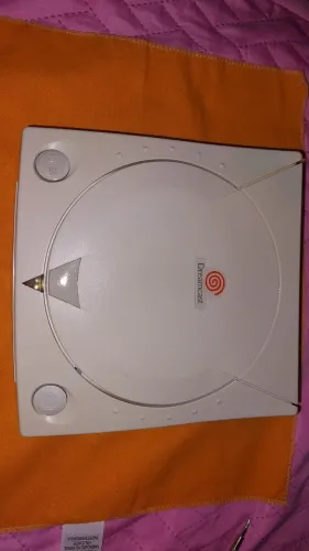 Sega Dreamcast Recapeado (Liga o LED, sem imagem) + Jogos CD-R e Cabo