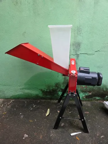 Triturador forrageiro CID 75