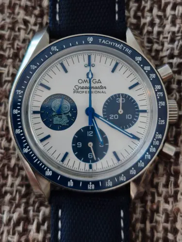 Relógio Omega Speedmaster Snoopy - Super clone. Terra e Snoopy se movem!!