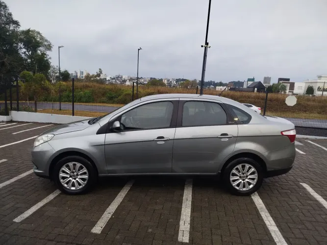 Fiat Grand Siena Attrac. 1.4 EVO F.flex 8V 2017
