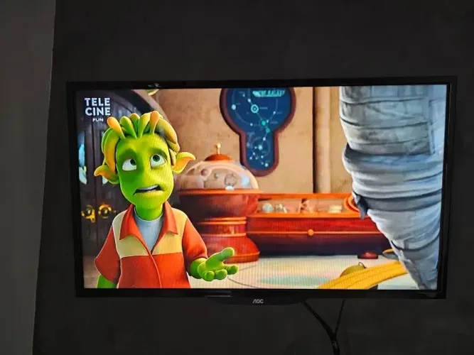 TV 32? AOC - Funcionando Perfeitamente + Controle