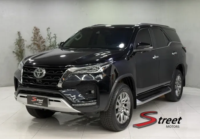 Toyota Hilux SW4 SRX 4X4 2.8 TDI 16V Dies. Aut. 2022