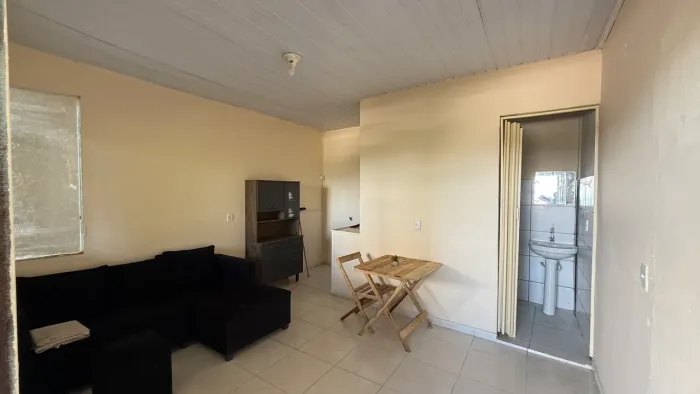 ALUGO QUARTO