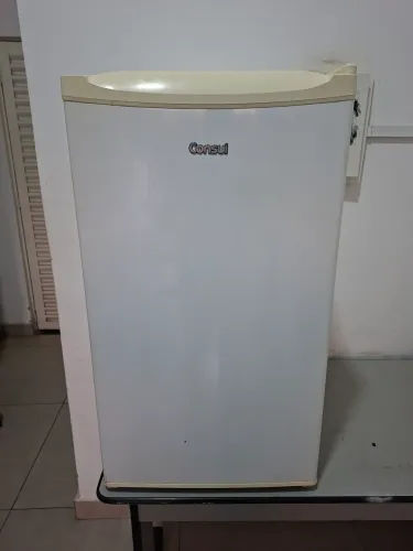 Frigobar Cônsul 127v