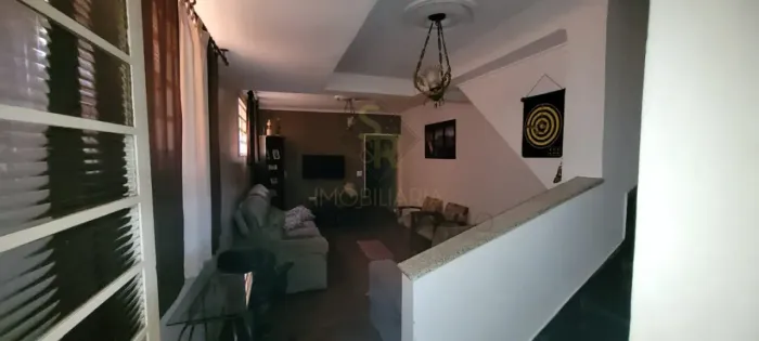 Casa residencial à venda no bairro Campos Elíseos, em Ribeirão Preto/SP.