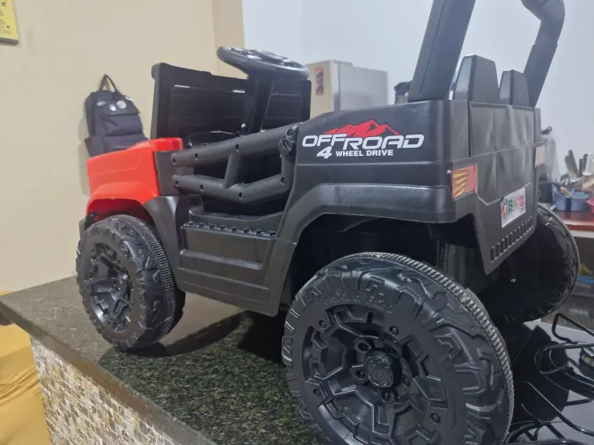Vendo carro elétrico infantil