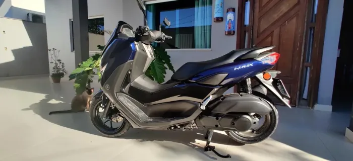 Yamaha NMAX 160 2023 | 9.900 km | Muito conservada