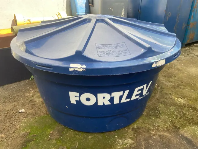 Caixa d?Água Fortlev 500 Litros com Tampa - Estado de Nova