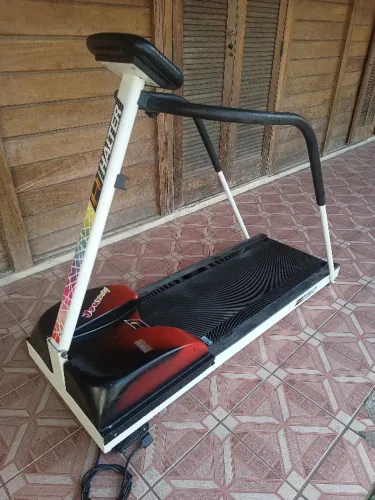 Esteira Eletrica Halter 550 a vista ou 12 x de 55,00 no cartão