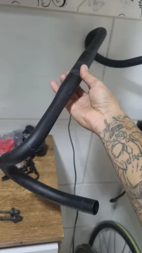 Guidão e GPS xoss g2+
