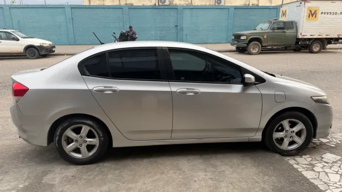 Honda City Sedan LX 1.5 Flex 16V 4P Aut. 2011