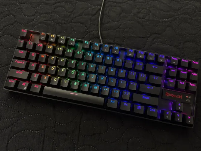 Teclado Mecânico Redragon Kumara RGB Pro Switch Red