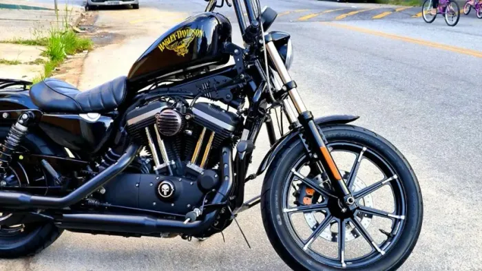Harley Davidson 883 Preta 2018 Com FOB Suspensão Progressiva