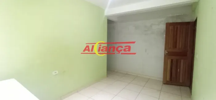 Casa não individual 40m², com 1 quarto para locação -Vila Carmela Ii - Guarulhos -R$ 1.050