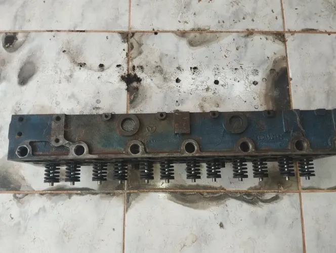 Cabeçote do Mercedes 1113