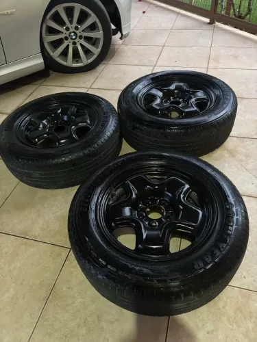 Rodas aro 16 pneus goodyear 205 65 r16 fiat toro jeep  renegade compass