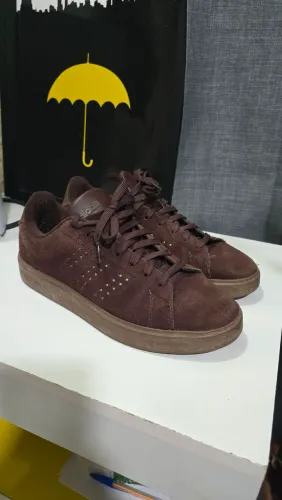 Tênis adidas