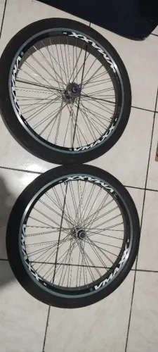 Peças de bicicleta, aros vmax, pneu lenda flame, raio inox grosso