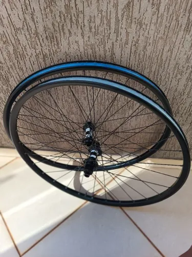 Par de Rodas MTB aro 29 Cubos Dt Swisss 350