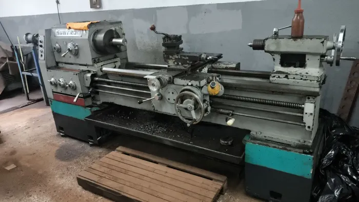 Torno modelo SI5015