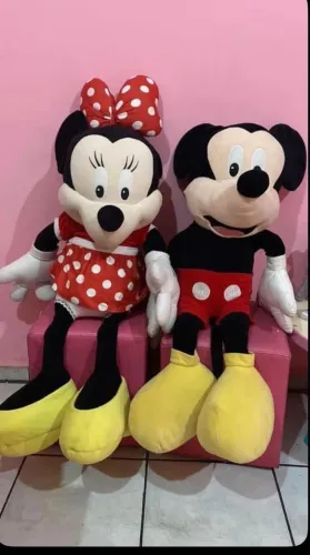 Dois Ursos de Pelúcia Grandes Originais Disney