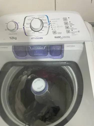 Máquina de lavar Electrolux 12 kg