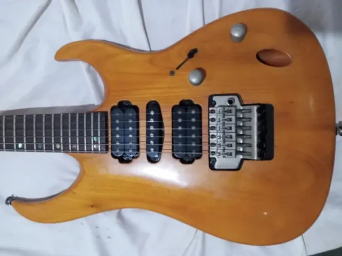 Guitarra Cort Viva Gold Series