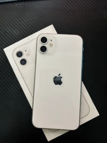 Iphone 11 em excelente estado - com caixa original