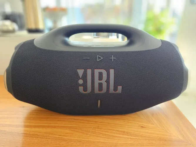 JBL Boombox 4 Original (semi-nova)