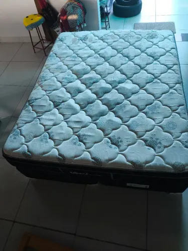 Cama casa com colchão