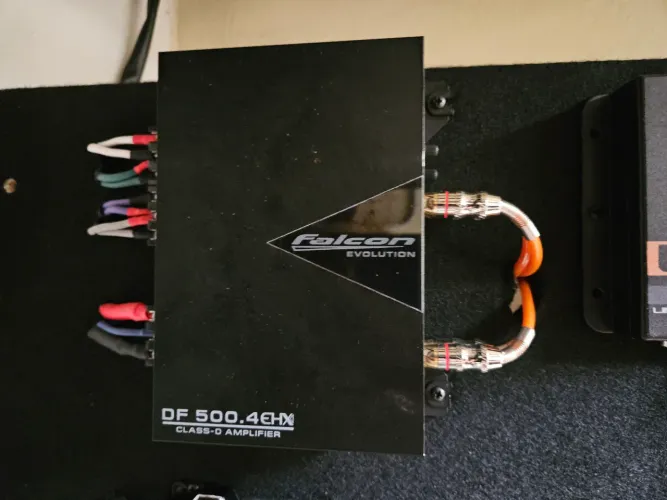 Amplificador Falcon 4 canais 500w RMS 2 ohms 