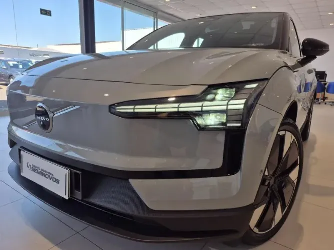 Volvo EX30 E60 Ultra (elétrico) 2024