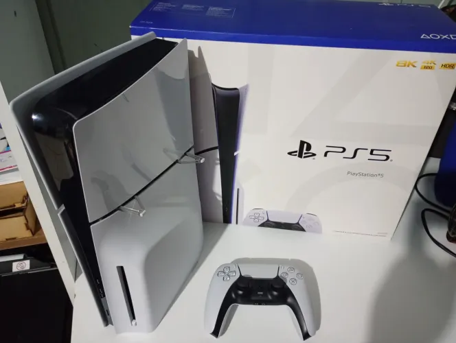Ps5 slim com leitor 5 meses uso  troco por Xbox series X 