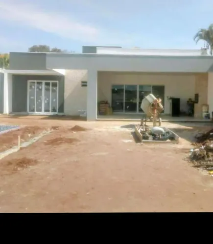 Construção e reformas em geral 