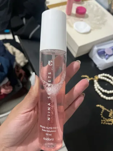 FIXADOR DE MAQUIAGEM BRUMA FIXADORA NIINA SECRETS