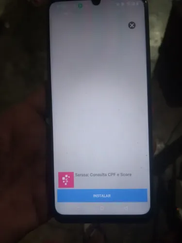 Cel 128gb carrego uma por dia só bateria top