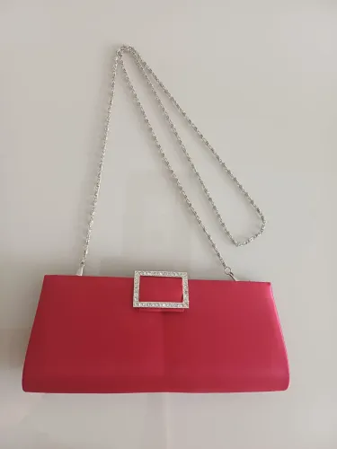 Bolsa de festa, em cetim com strass