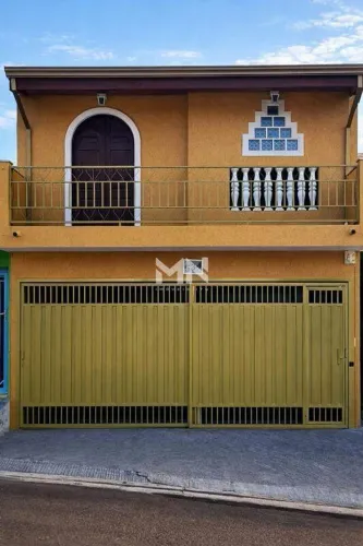 Casa á Venda no Bairro São Pedro em Salto/SP.