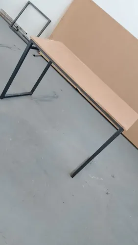 Mesa pra escritório