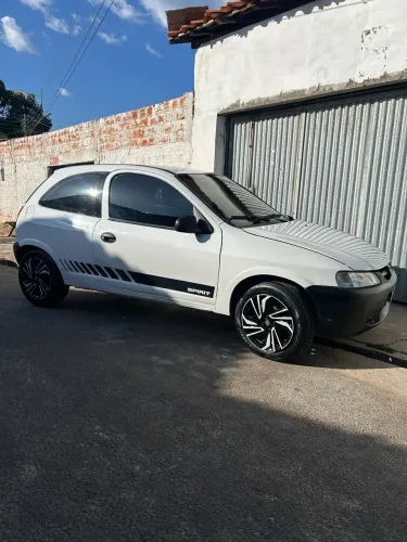 Chevrolet Celta 1.0/super/n.piq.1.0 MPFI VHC 8V 3P 2001