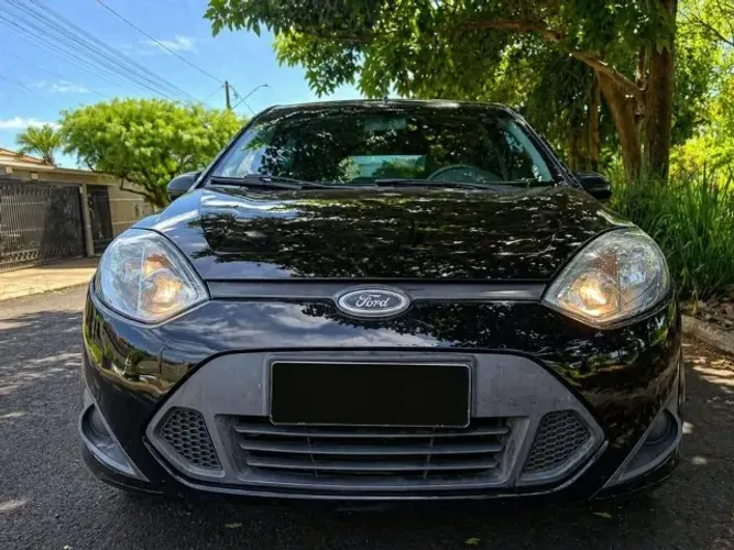 Ford Fiesta Sed. 1.6 8V Flex 4P 2013
