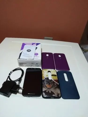 Celular Motorola moto G 3 em perfeito estado e conservado .