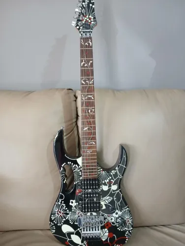 Ibanez Jem Jr