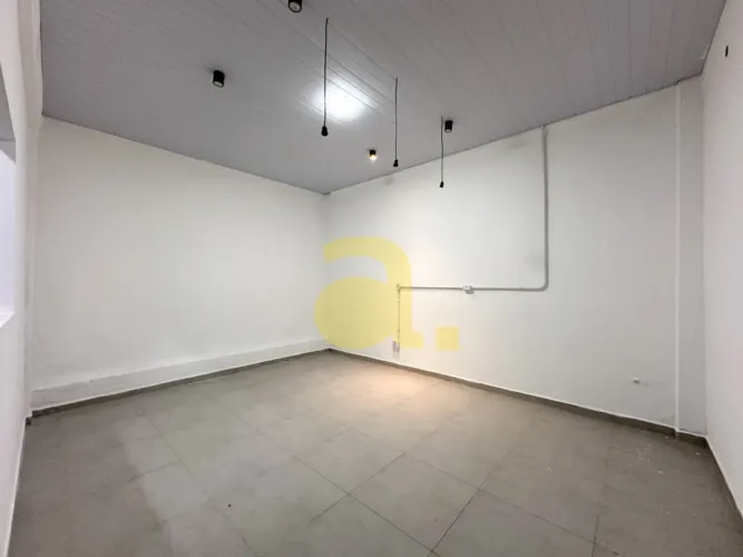 SALA COMERCIAL PARA ALUGAR 20M² - VILA NOVA, BLUMENAU